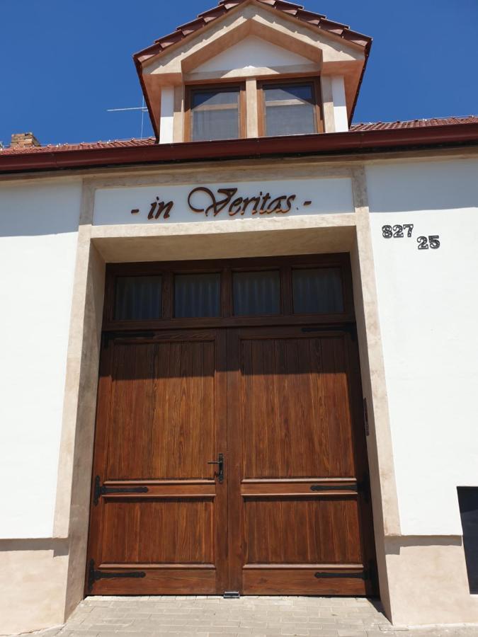 Apartmany In Veritas Mikulov Exterior foto